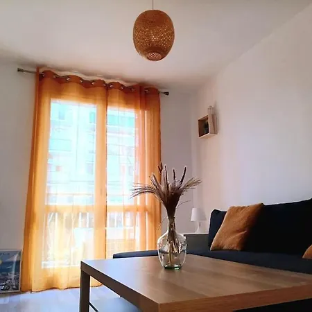 Beau 3 Pieces De 65m2 Climatise Appartement *